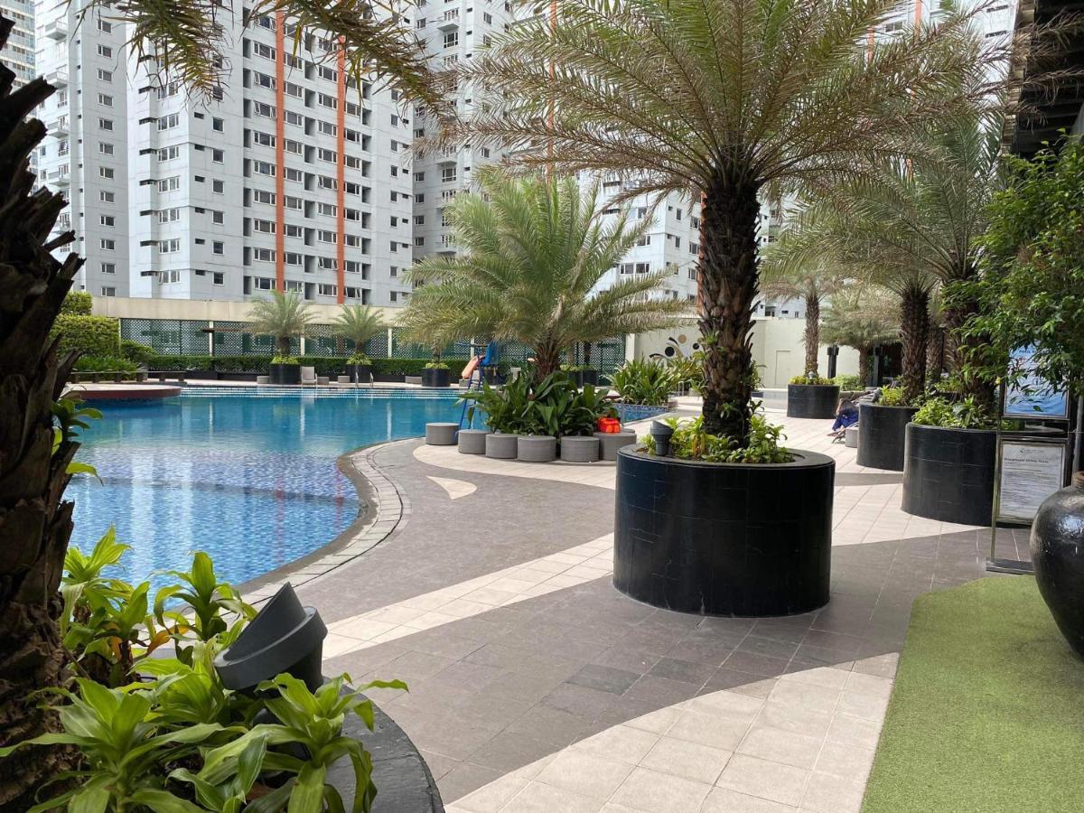 Penthouse Perfection Air Makati Manila Exterior foto