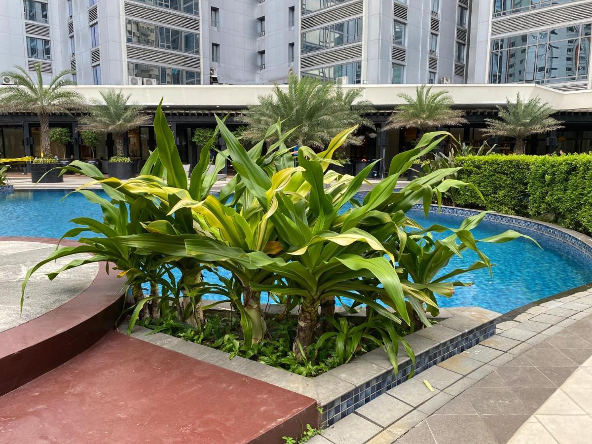 Penthouse Perfection Air Makati Manila Exterior foto