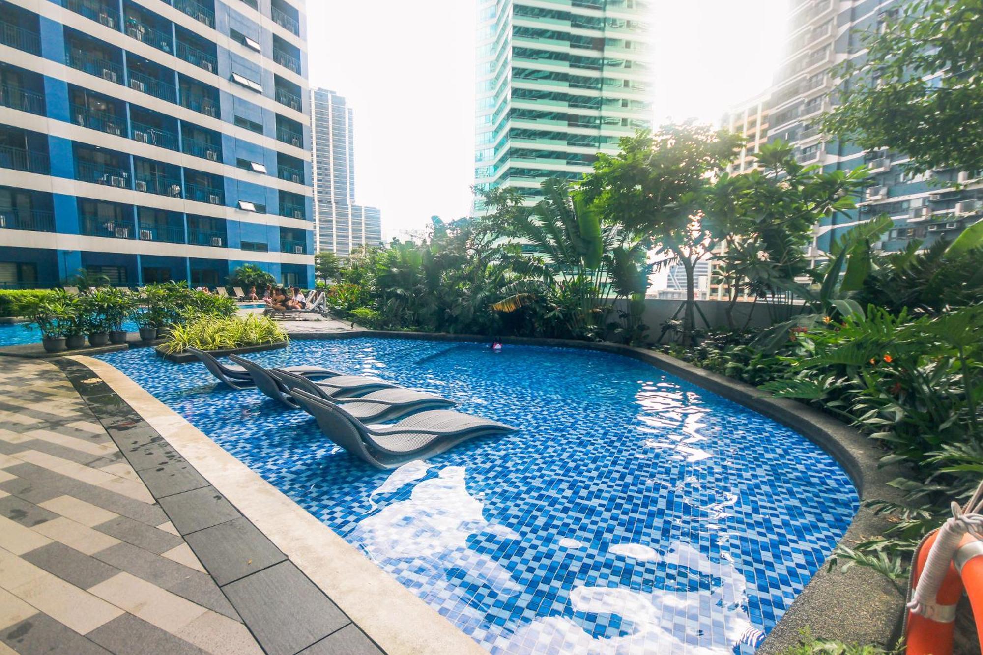 Penthouse Perfection Air Makati Manila Exterior foto